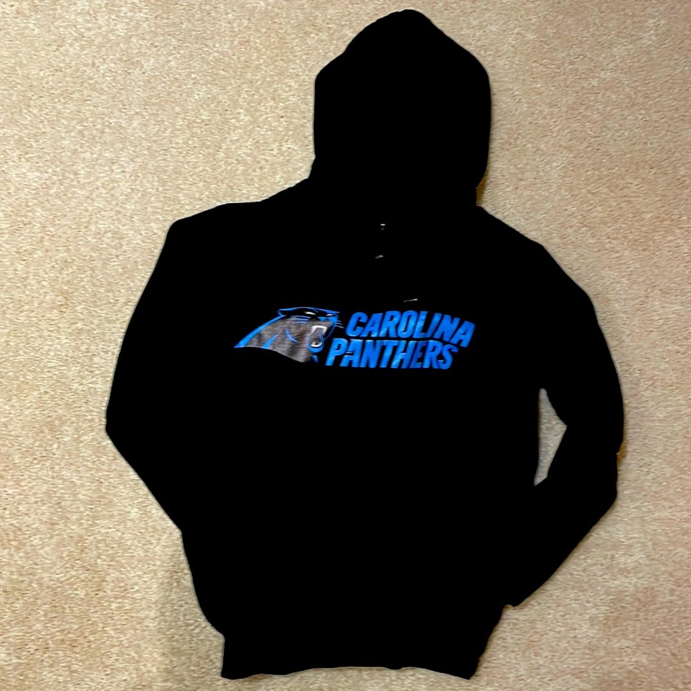 Carolina Panthers hoodie. Boys size M